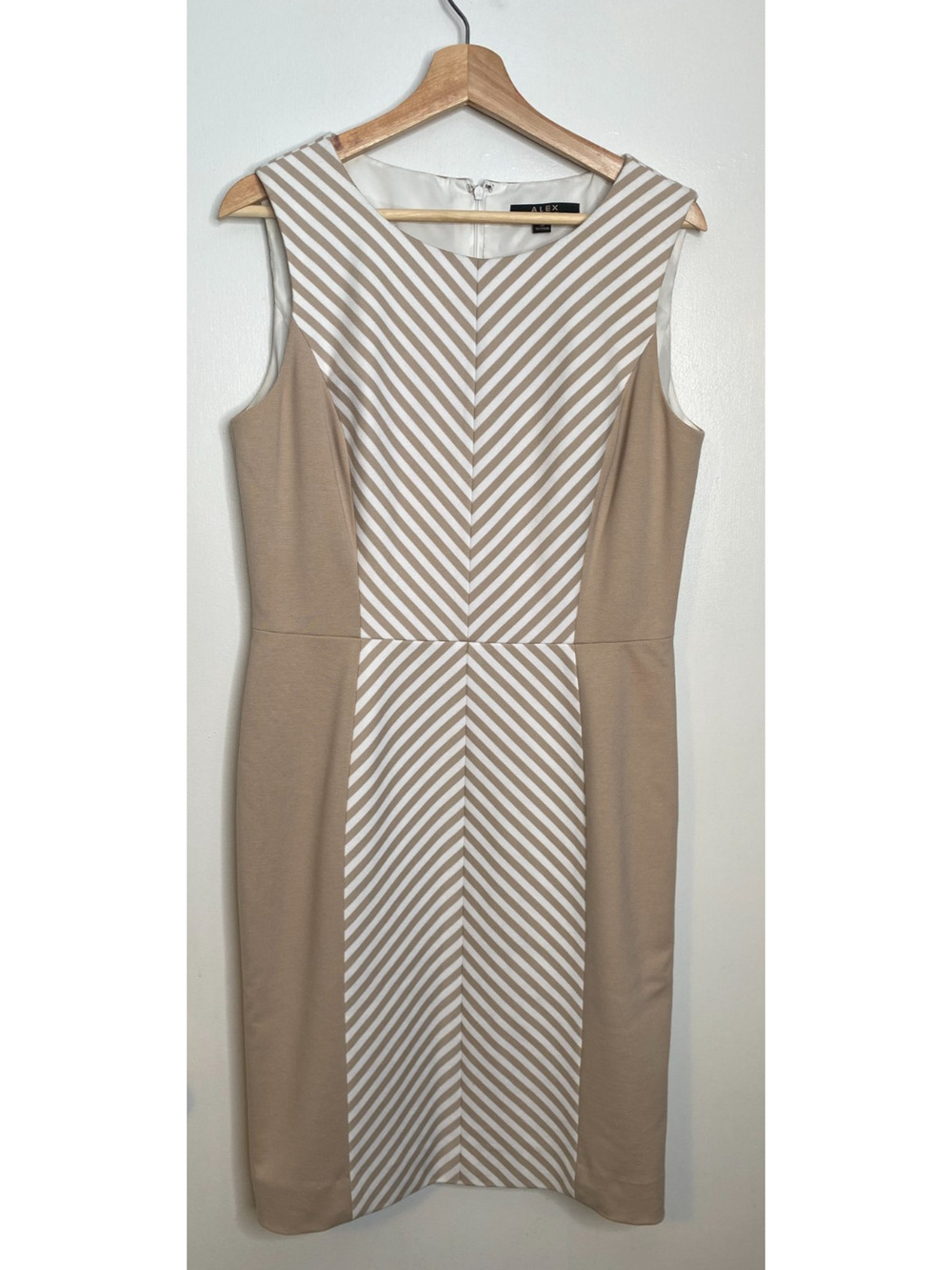 Alex Marie Dress Womens Tan White Striped Sheath Sleeveless Career Size 10